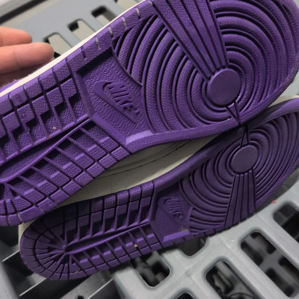 Nike Air‎ Jordan 1 Retro High OG Court Purple 555088-501 Purple Black White